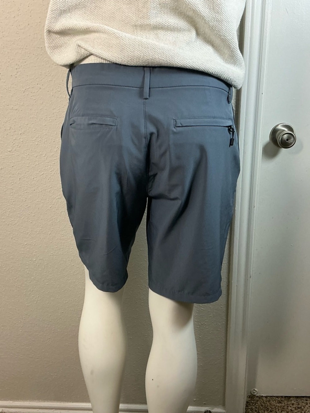 Old Navy Men's Flat-Front Shorts in Slate Blue - Picture 6 of 9